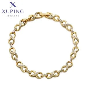 Xuping Jewelry Charm Square Shaped Luxury Exquisite Gold Color Plated Crystal Earring for Women Gift A00606258