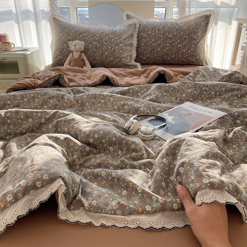 Summer Quilt Korean Style Duvet with Lace Single/Queen Size Comforter Flower Printed Quilted Blanket 여름이불 (No Pillowcase)