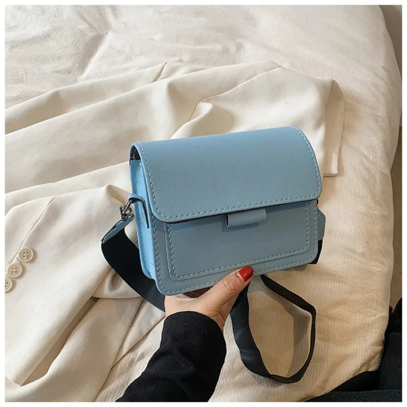 Designer Luxury PU Leather Crossbody Handbag for Women | Fashion Travel Shoulder Messenger Bag (Ladies Small Flap Bag)