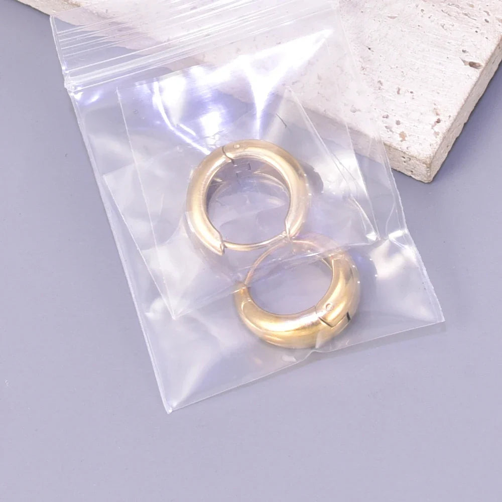 E137 European and American minimalist smooth geometric oval retro cool style earrings plated with 18K gold