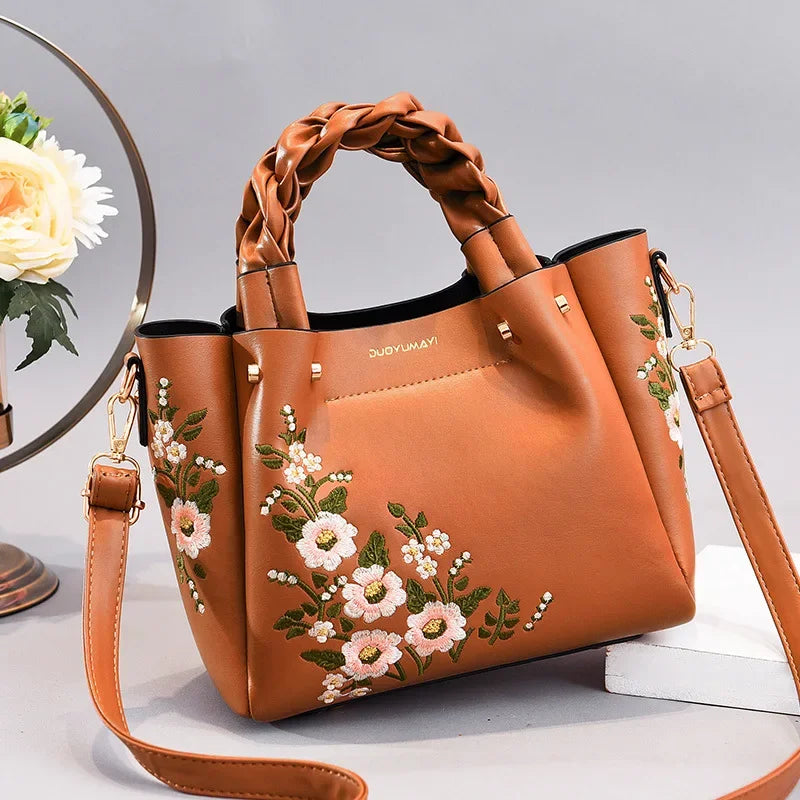 New Luxury Design Women's Pleated Tote Bag | Solid Color Underarm Handbag & Purses (Shoulder Bag, Female Retro Pouch)