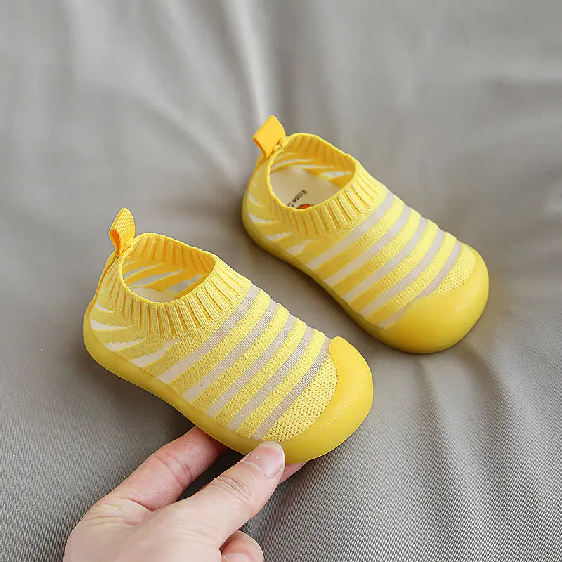 Style Loft Collection Zoomie Toes Toddler Shoes