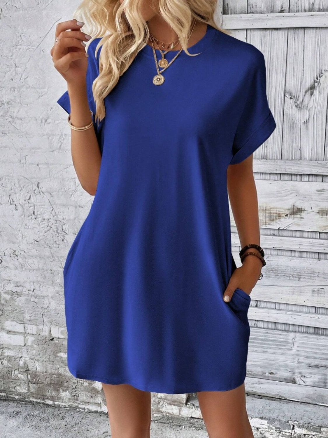 Casual Pocketed Round Neck Tee Dress