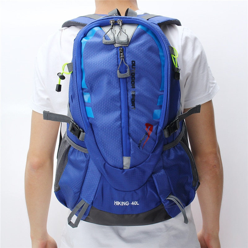 Style Loft Collection OutdoorStyle Adventure Trek 40L Mountaineering Backpack