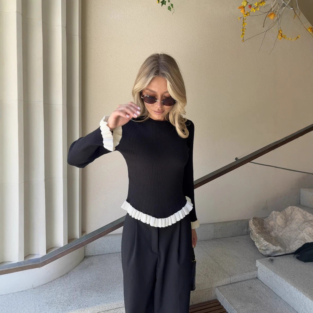 Pullover Stretch-knit Long-sleeve Sweater