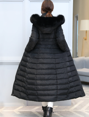 Fashionable Long Thick Solid Color Down Jacket with Fur Collar