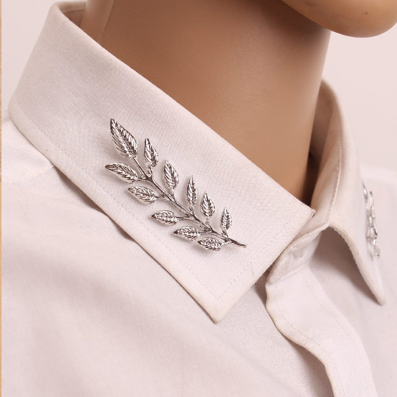 Leaf-Shaped Elegance Shirt Collar Pin