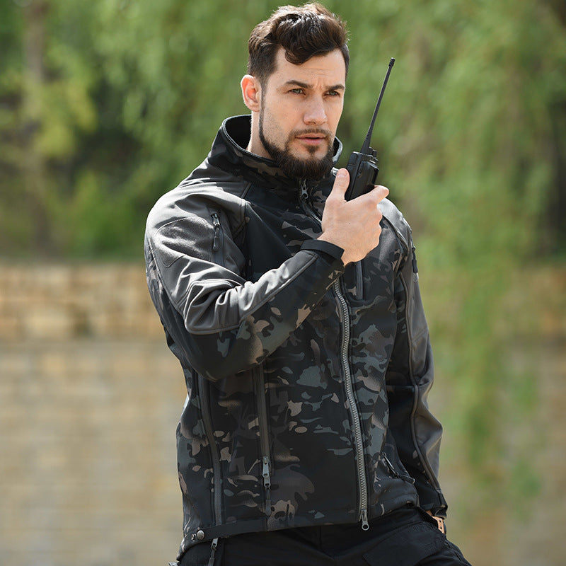Men's Waterproof Tactical Softshell Jacket for Fall/Winter