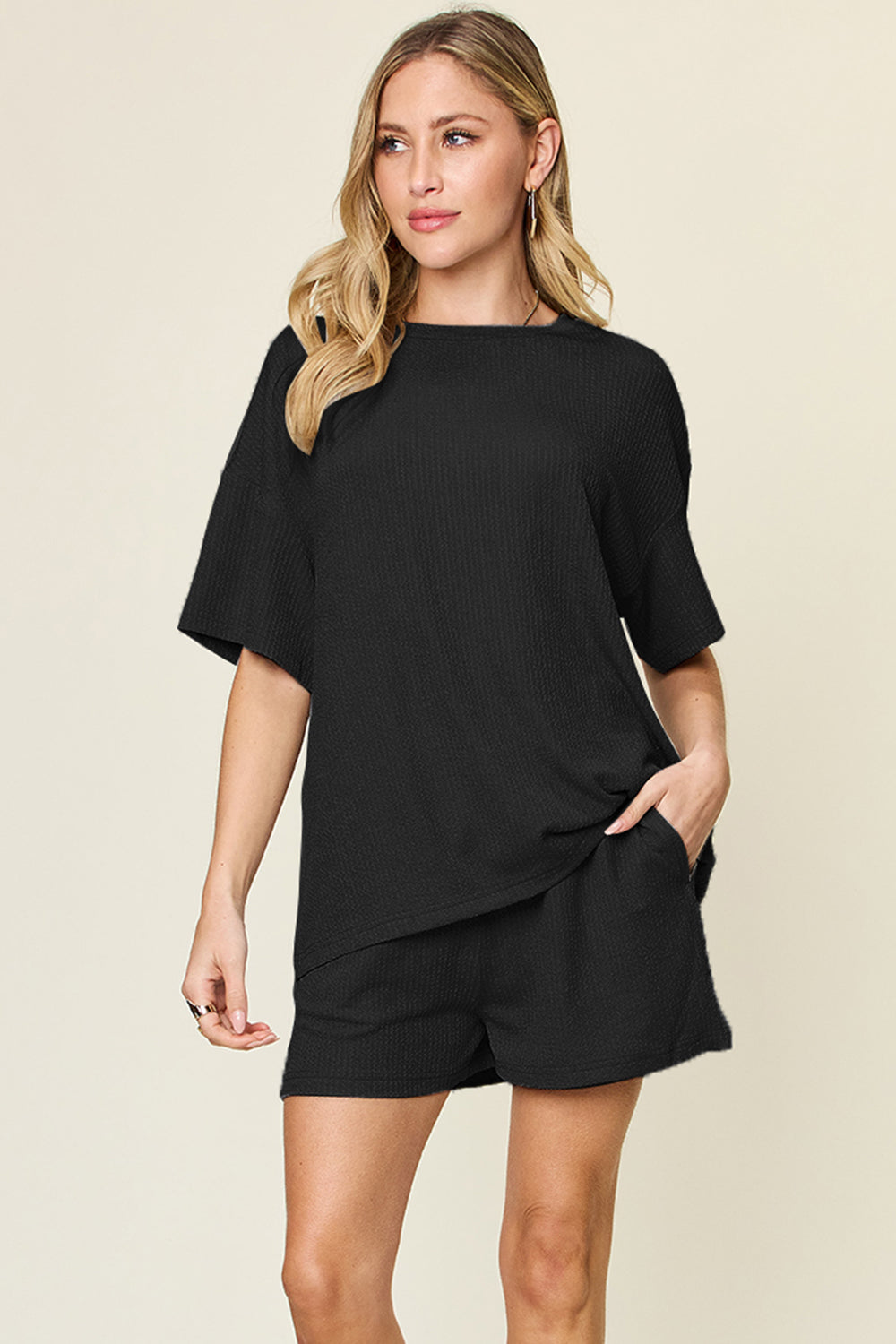 Slightly Stretchy Round Neck T-Shirt & Shorts Set