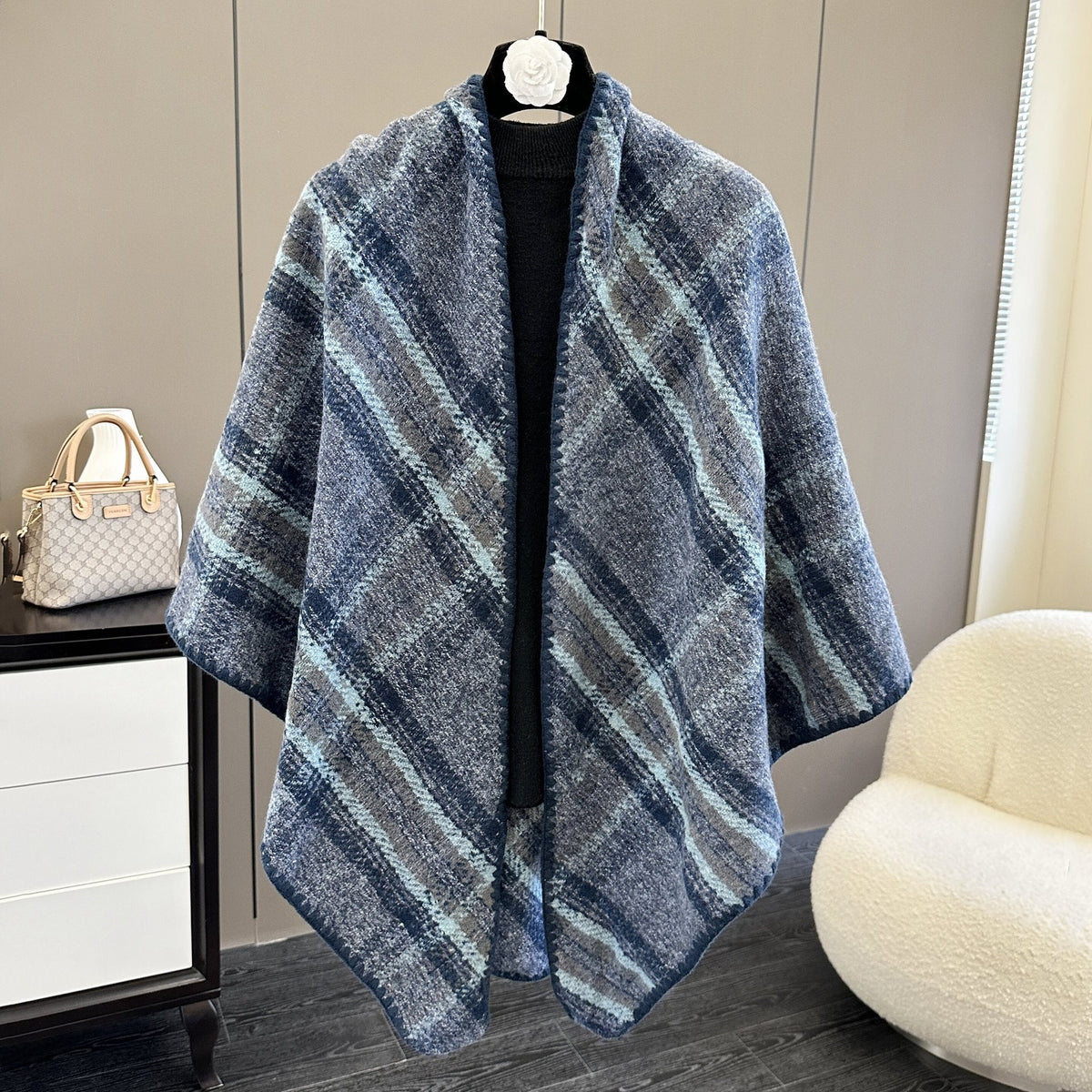 Affordable Luxury Fashion Wind Outdoor Autumn And Winter Scarf