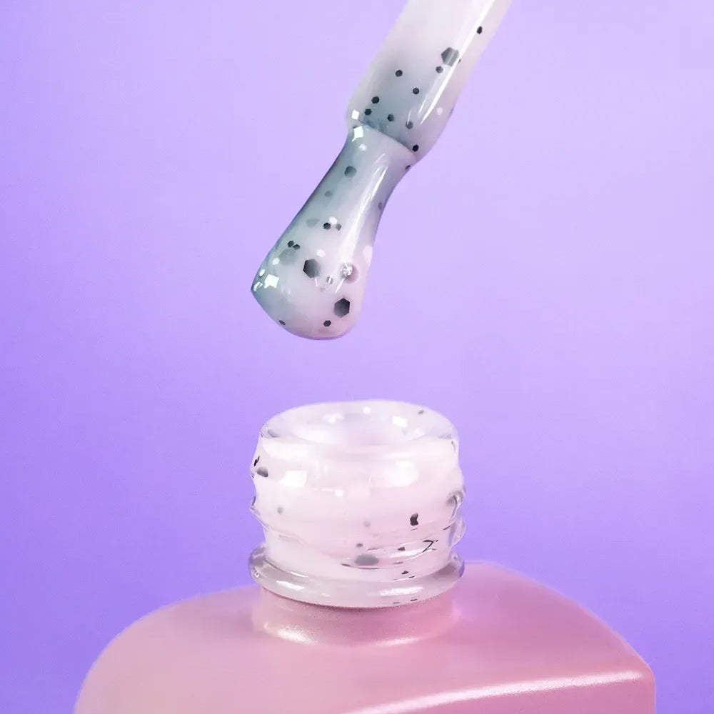 DNKa - Cover Base #0039A Different, 12ml / 30ml