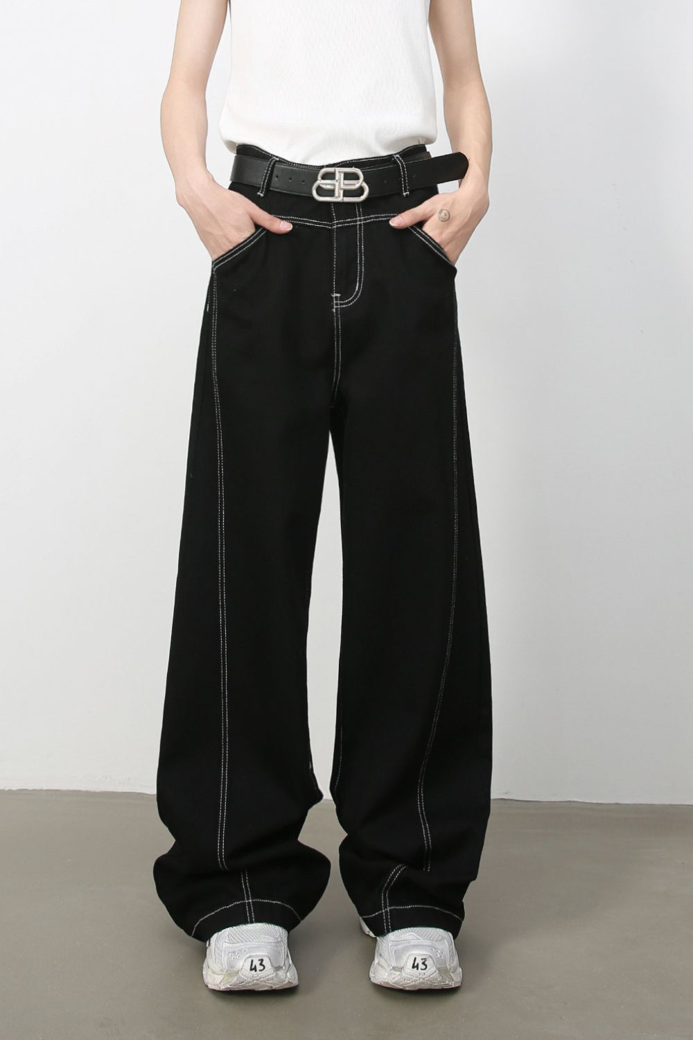 Men's Loose Fit Jeans