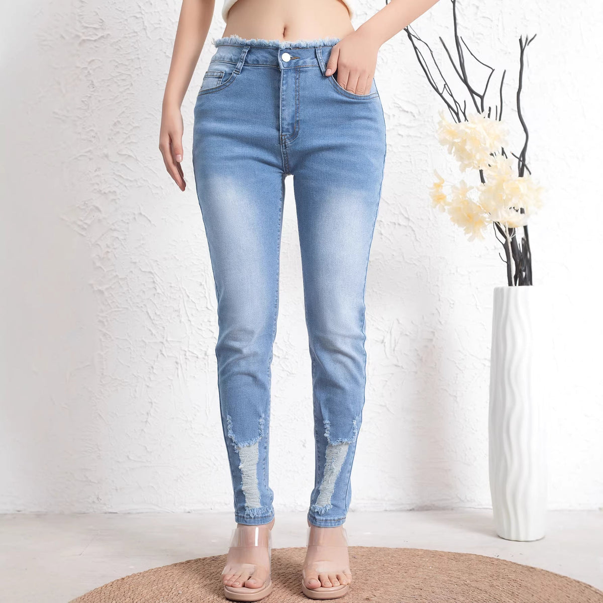 Retro Frayed-edge Ripped Stretch Jeans