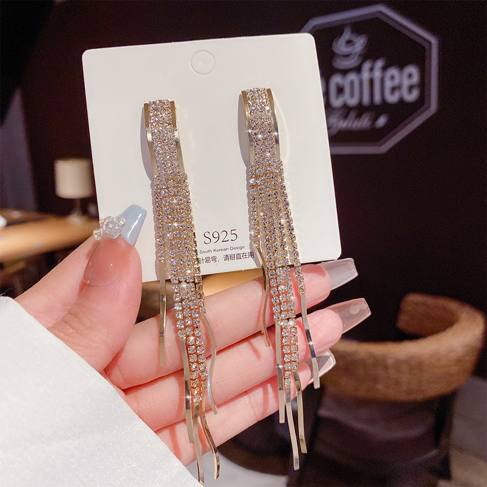 Light Luxury Pearl Earrings
