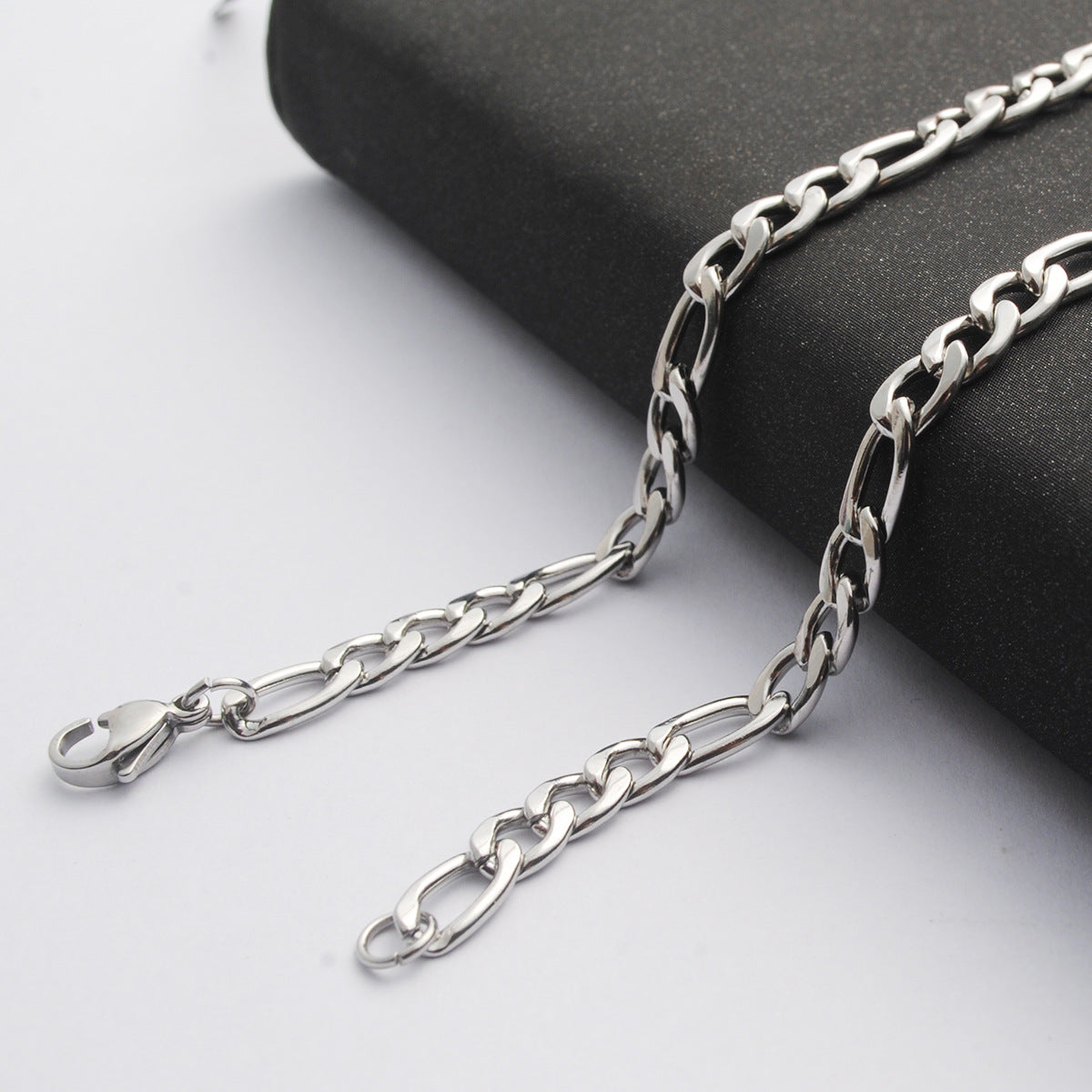 Men's And Women's Stainless Steel Chain