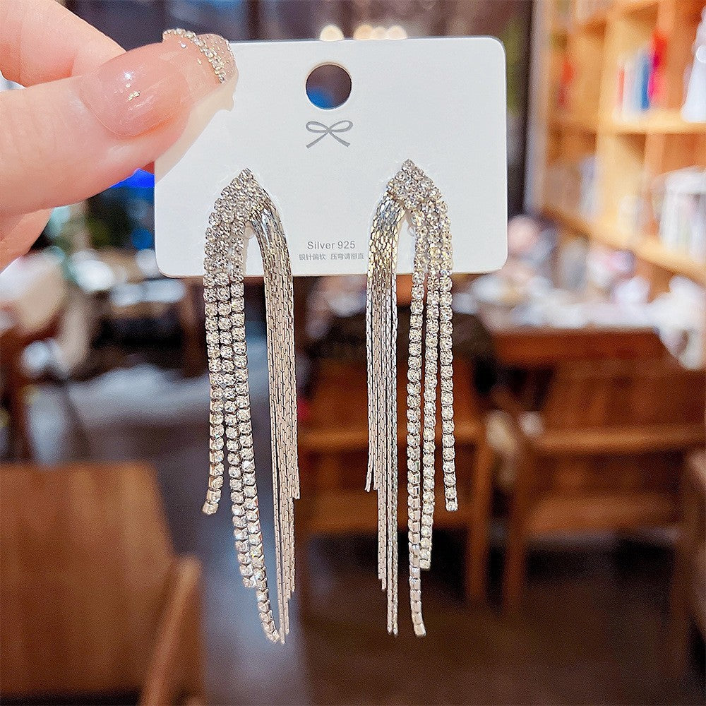 Light Luxury Pearl Earrings