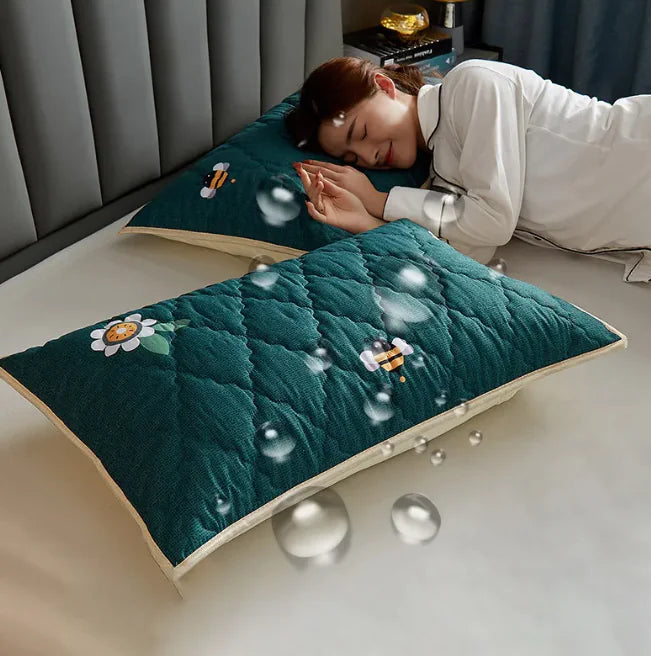 Style Loft Collection Soft Touch Oil and Water Proof Pillowcase Set