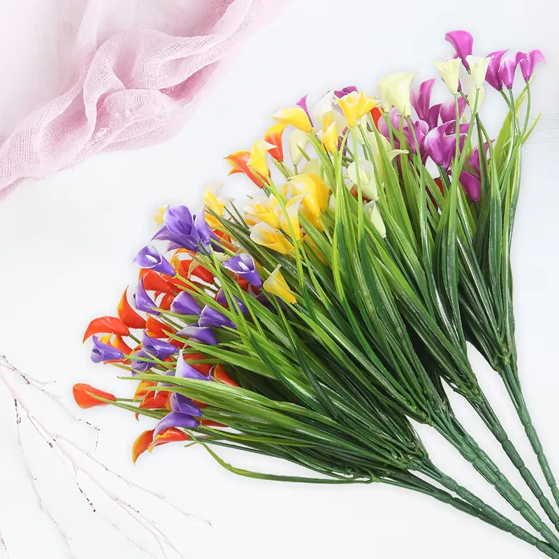 Style Loft Collection 6pcs Artificial Lillies