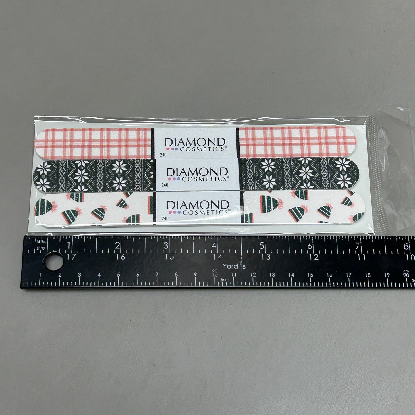 DIAMOND COSMETICS 3 Packs of 3! Holiday Nail Files Multiple Prints 85386DT (New)
