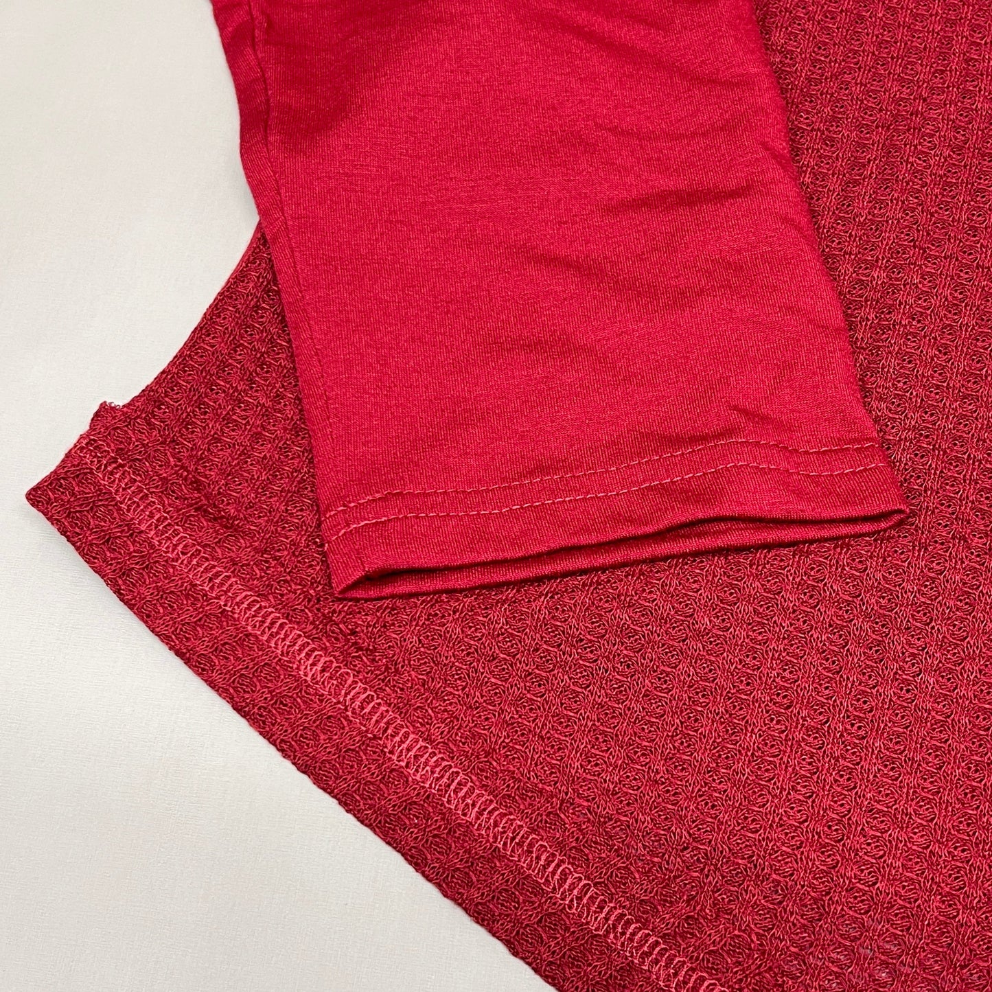 PINK LILY Take the Leap Henley Waffle Knit Blouse Women's Sz S Cranberry PL903 (New)