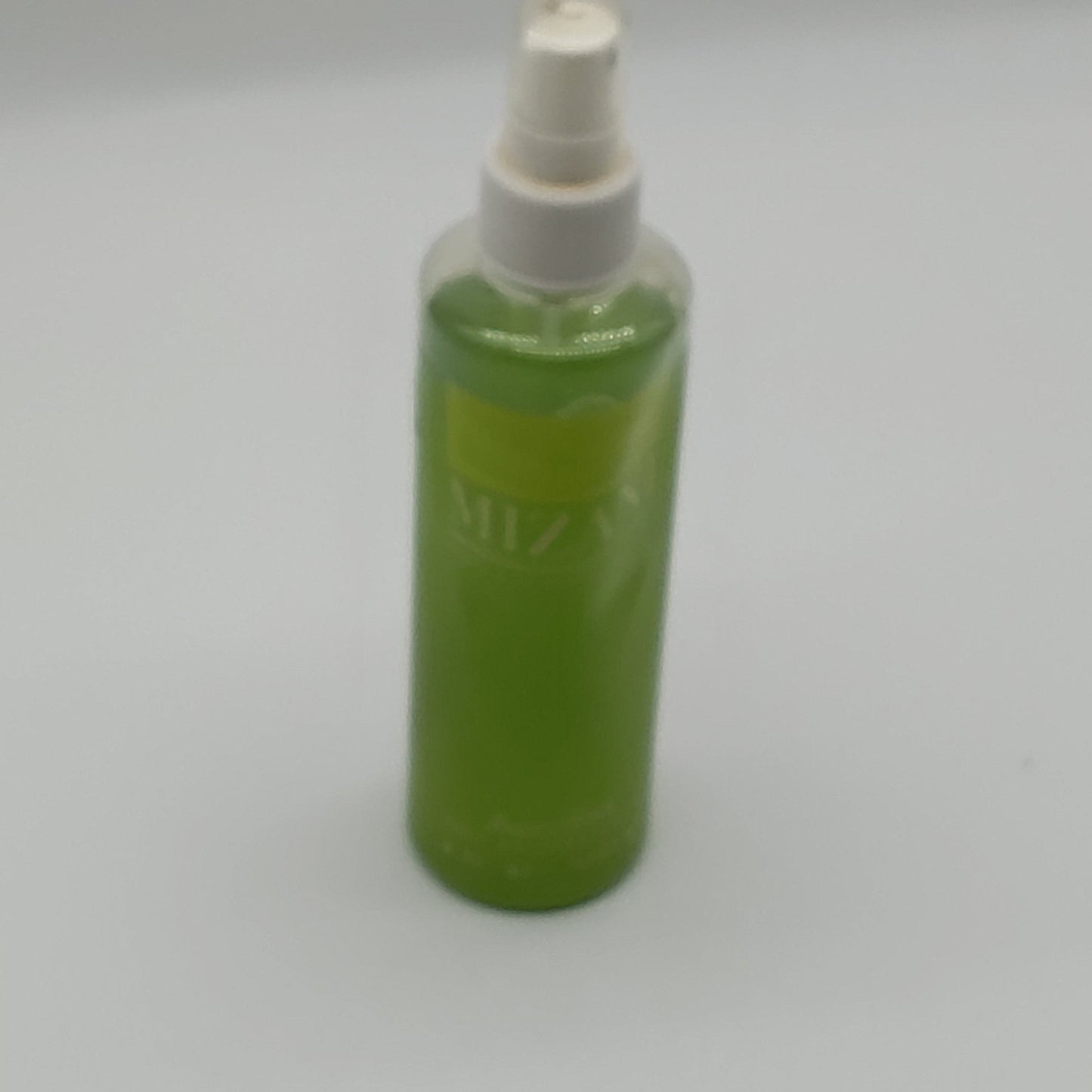 Mizani Aerofixx Soft Holding Spritz 8 Oz
