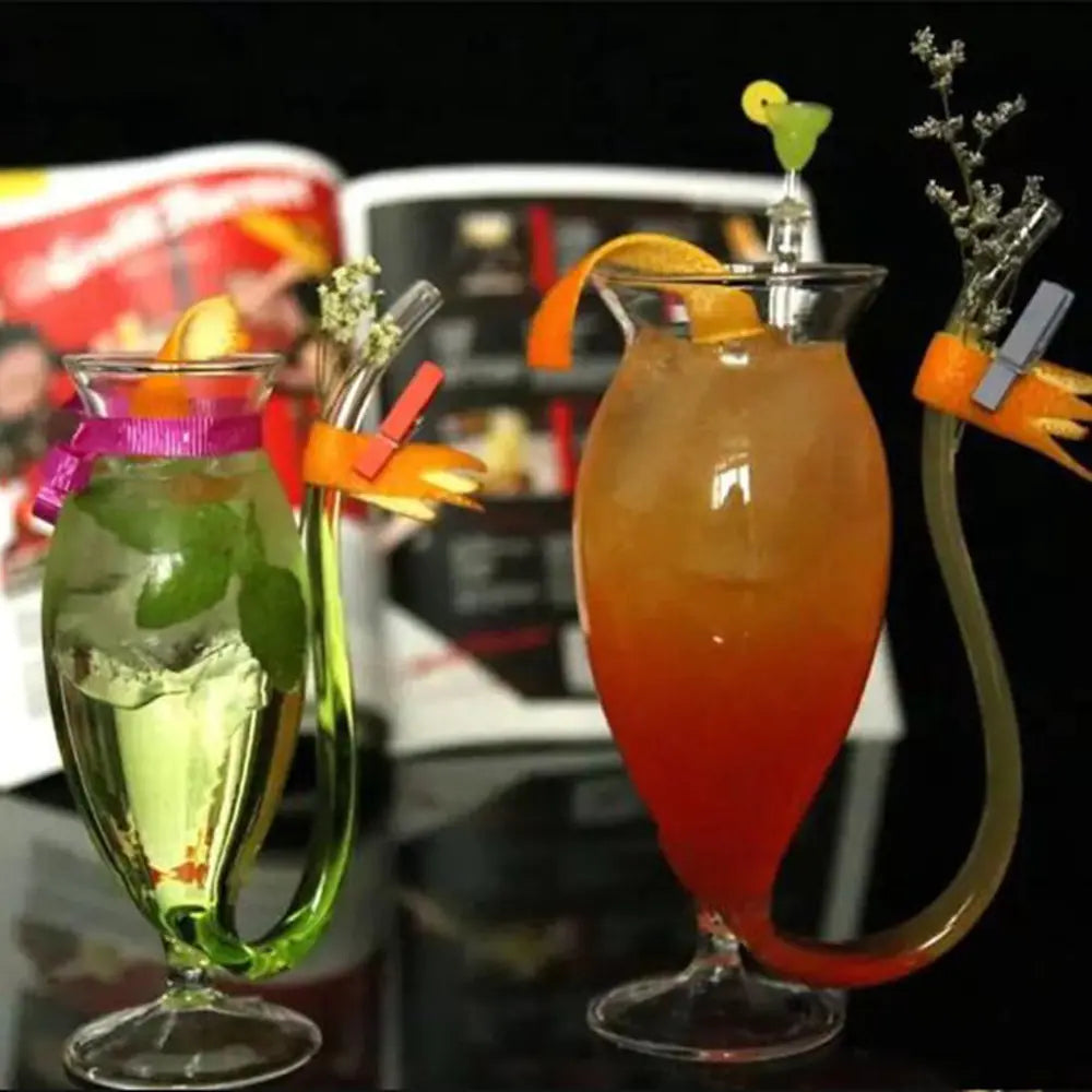 Creative Transparent Glass Vampire Wine Cup with Straw