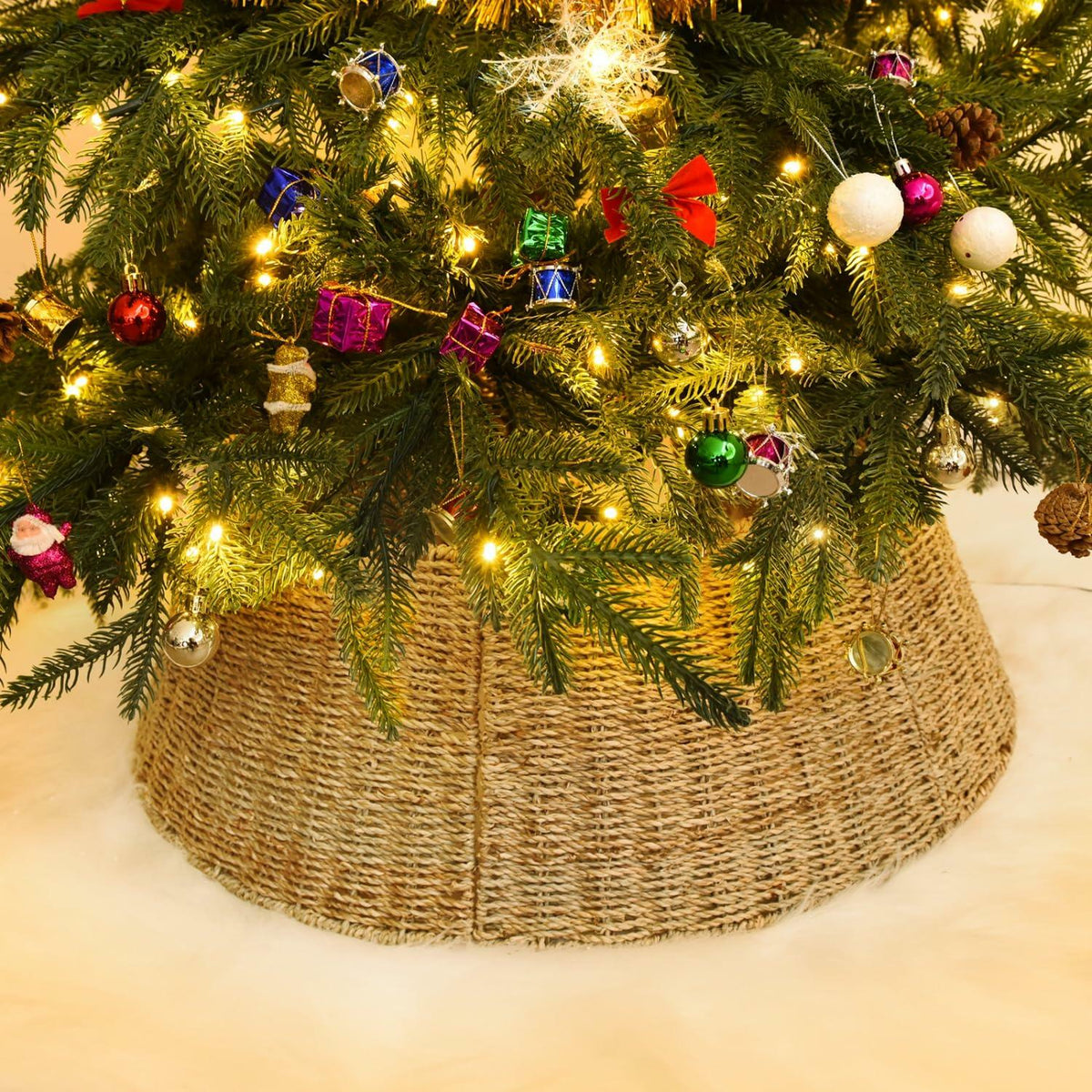 Rocinha Rattan Christmas Tree Collar 26" Rustic Farmhouse Style Seagrass Large