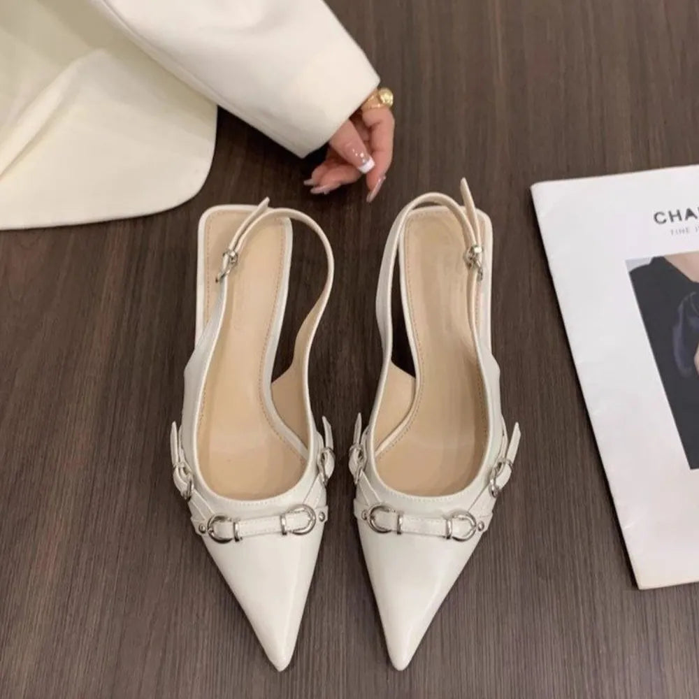 Spring and summer new one-piece buckle with toe cap sandals rear empty single shoes