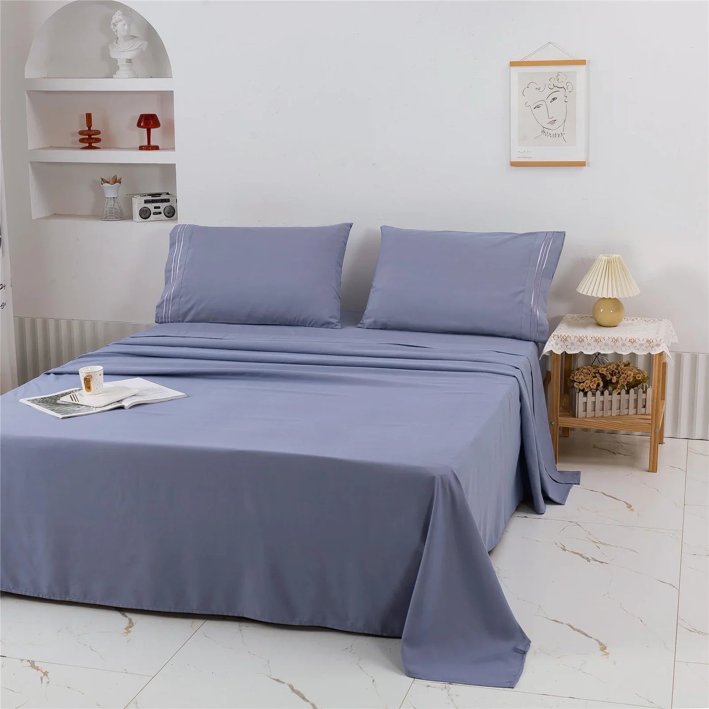 Style Loft Collection Queen Size Four-Piece Bed Set