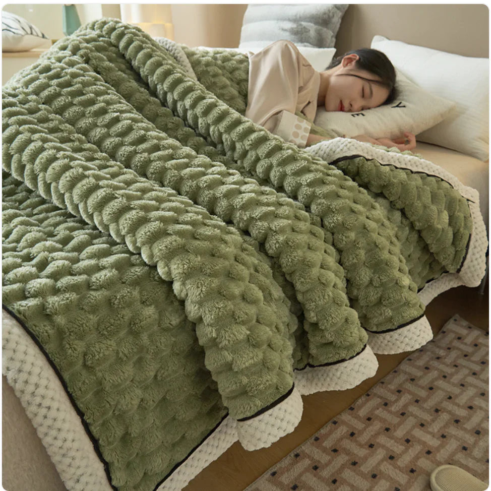 Style Loft Collection Ultra-Plush Coral Flannel Insulated Thermal Blanket